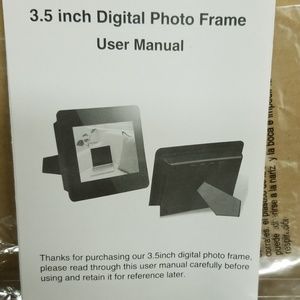 Digital Photo Frame 3.5". New removable framecover
